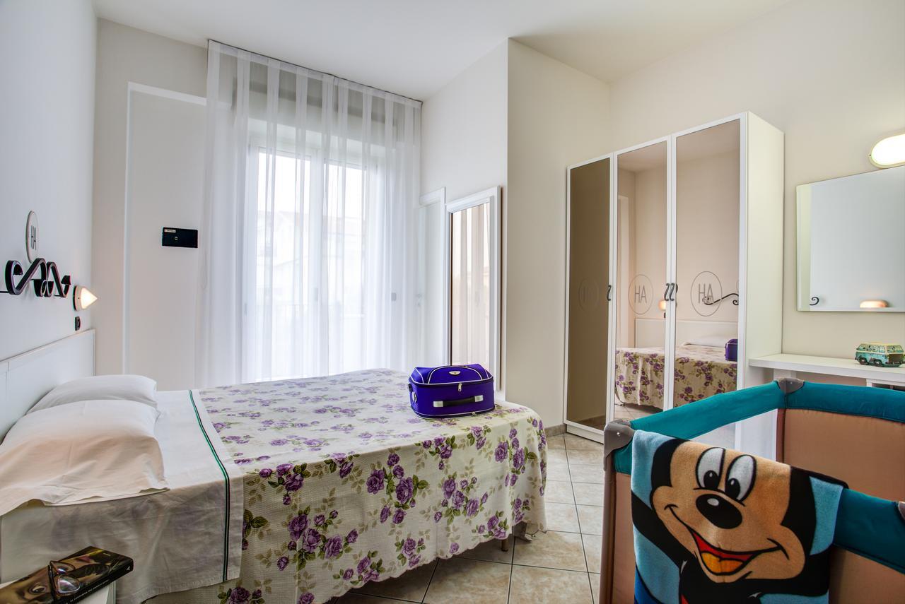 Ancora Hotel & Residence Каттолика Экстерьер фото
